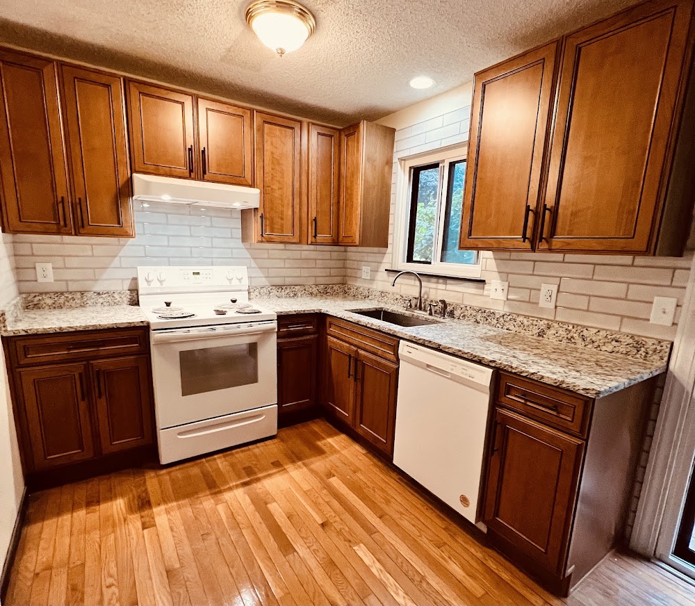 Fabi’s Tile & Marble LLC
