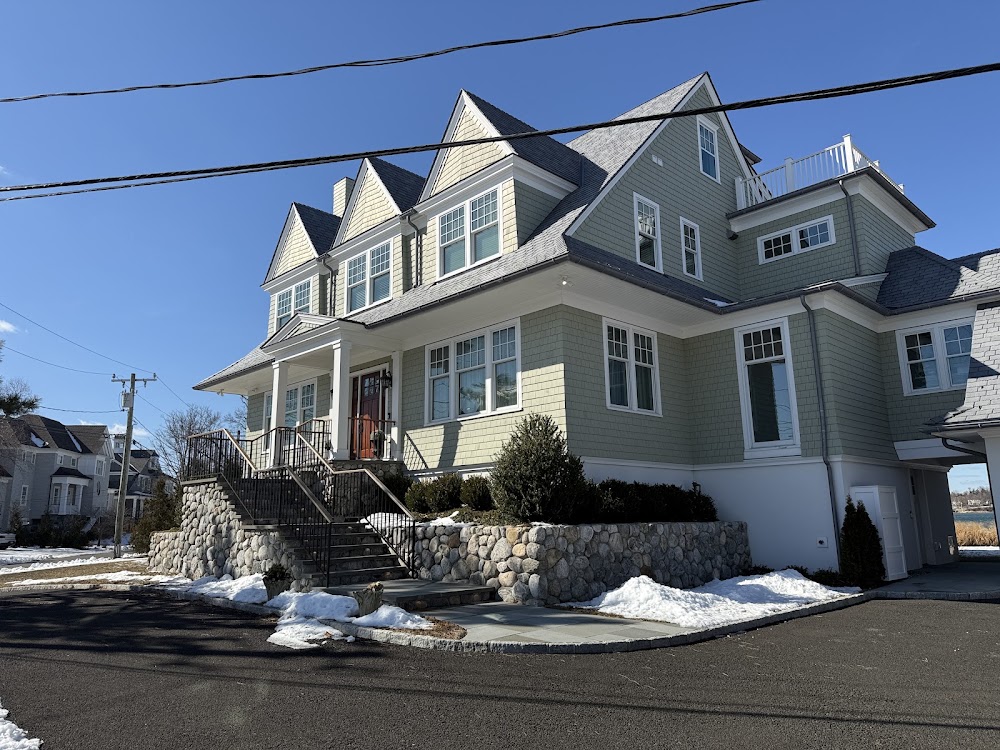 Houzz Construction Llc