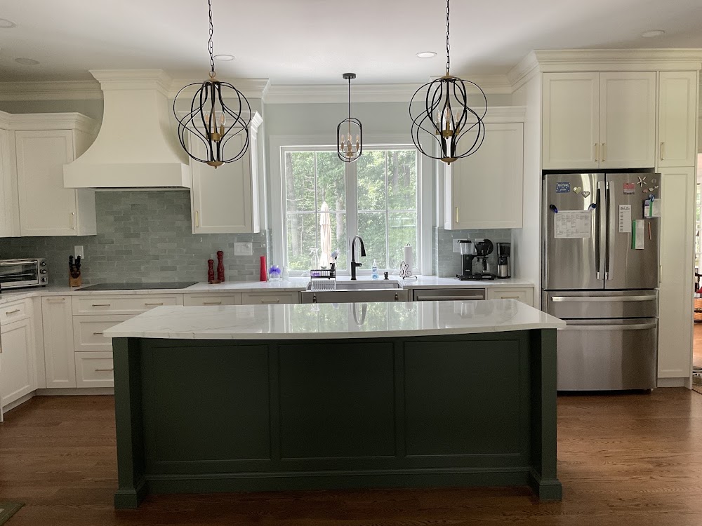 New England Cabinet