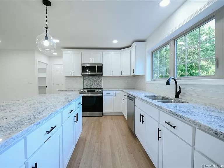 DAFA Construction LLC