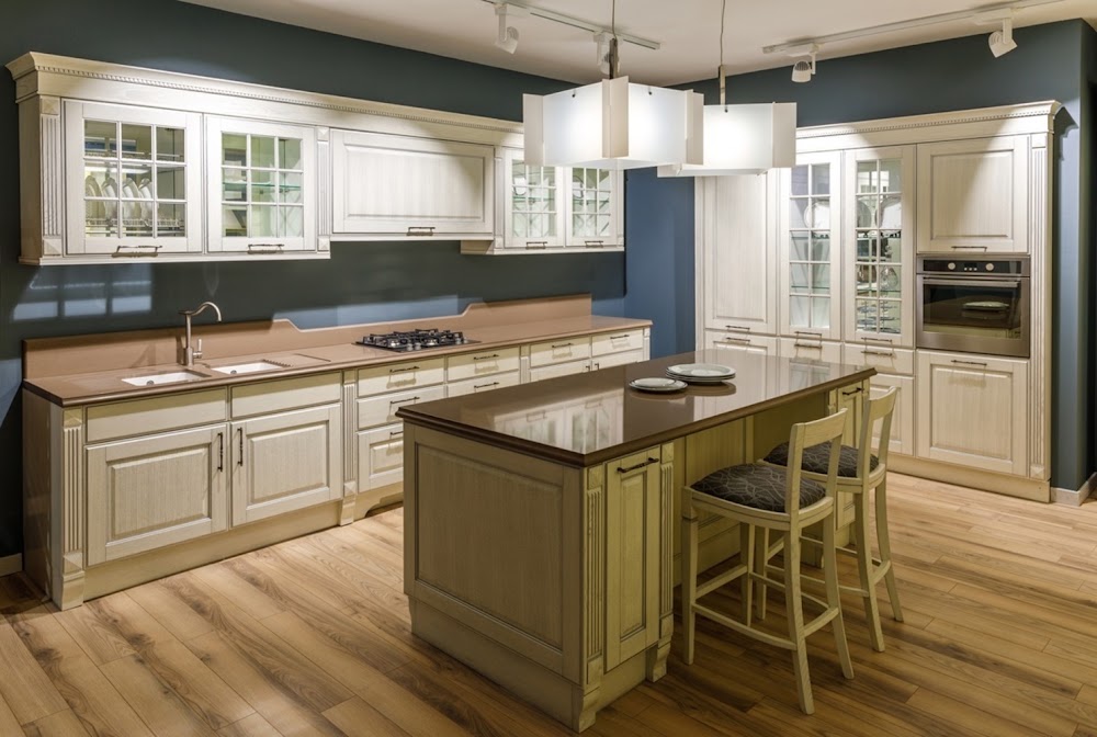 Flip Gutter Kitchen Renovations